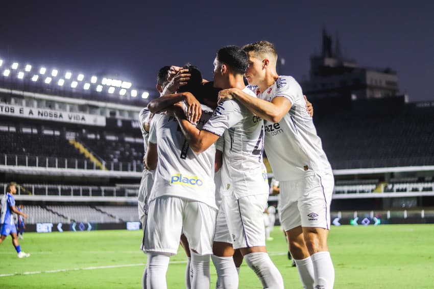 Santos busca ganhar novamente do Paysandu no jogo de hoje. Foto: Reinaldo Campos/AGIF