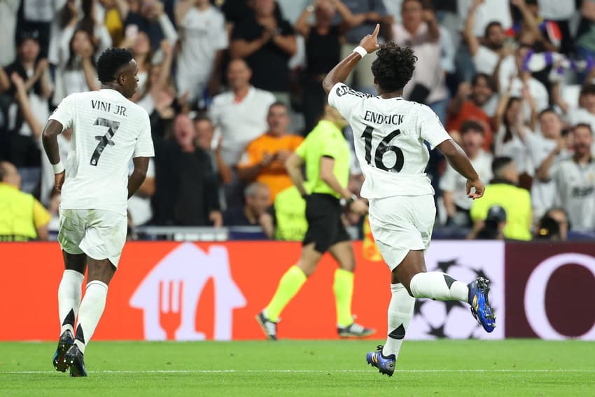 Endrick comemora gol pelo Real Madrid na Champions League (Foto: Thomas Coex/AFP)