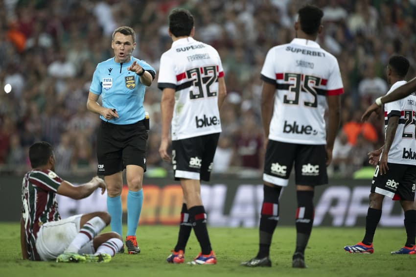 Paulo Cesar Zanovelli apitou o duelo entre Fluminense e São Paulo, pela 25ª rodada do Brasileirão