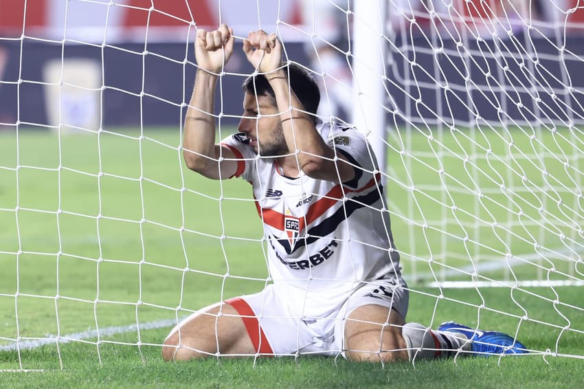 Calleri jogador do Sao Paulo durante partida contra o Botafogo no estadio Morumbi pelo campeonato Copa Libertadores 2024. Foto: Marcello Zambrana/AGIF