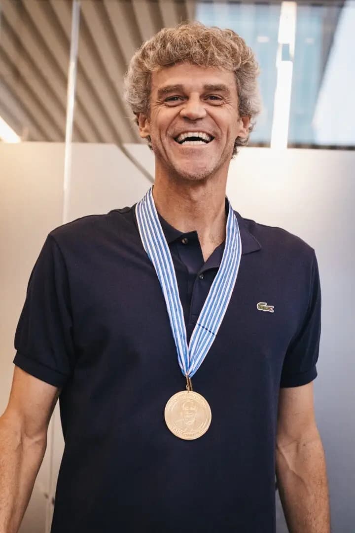 Gustavo Kuerten, o Guga, recebe homenagem no Avaí