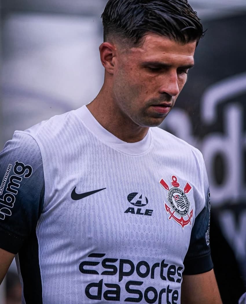 Héctor Hernández, atacante do Corinthians