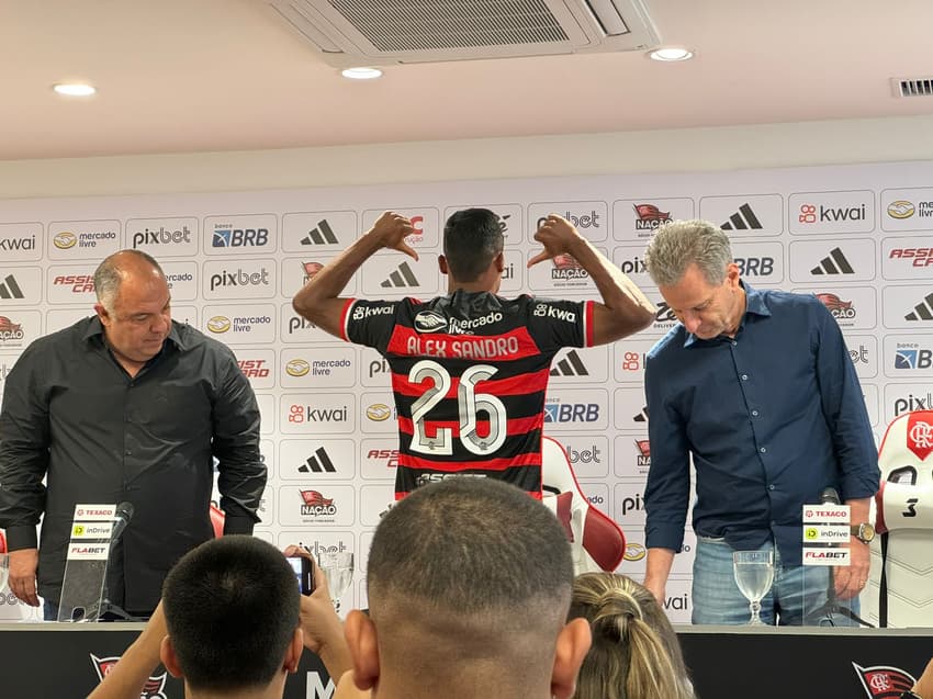 Alex Sandro - Flamengo