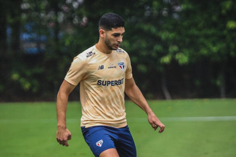 Michela Araujo se machuca em treino do São Paulo 2709