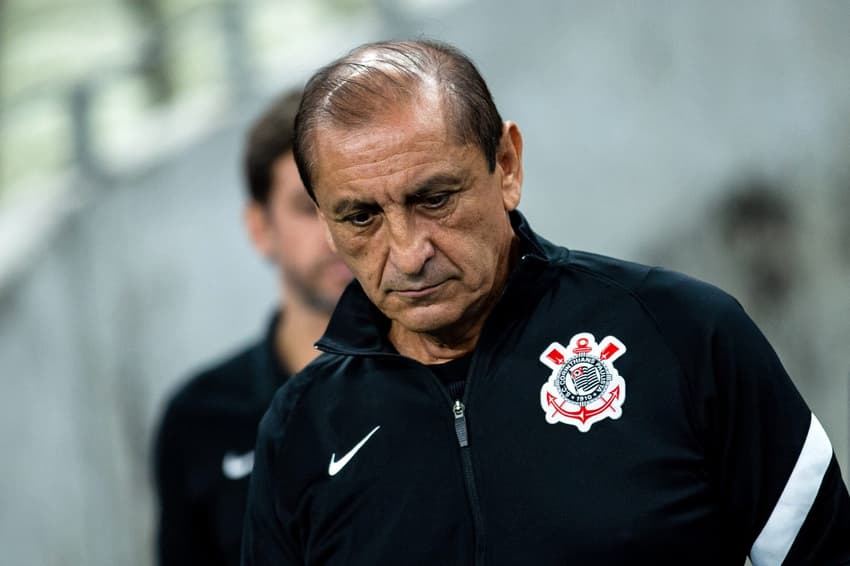 Técnico Ramon Díaz em Fortaleza x Corinthians, no Castelão, pela Copa Sul-Americana