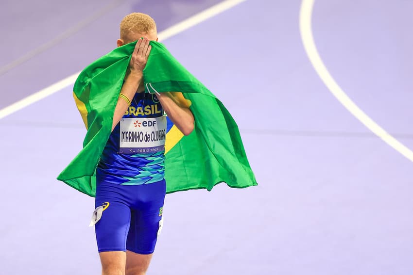 Joeferson Marinho celebra conquista de medalha (Foto: Marcello Zambrana/CPB)