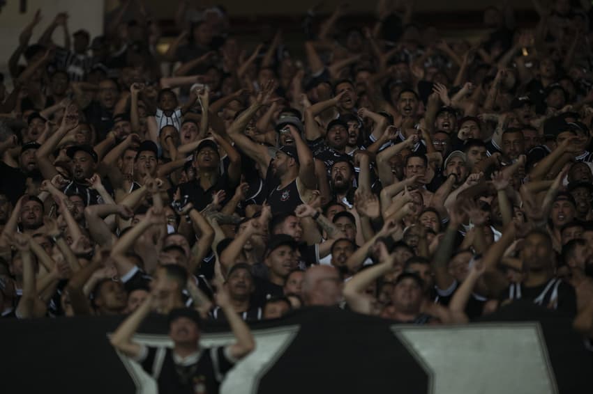 Torcida do Corinthians é uma das mais apaixonadas do Brasil; Confira o hino da equipe Foto: Jorge Rodrigues/AGIF