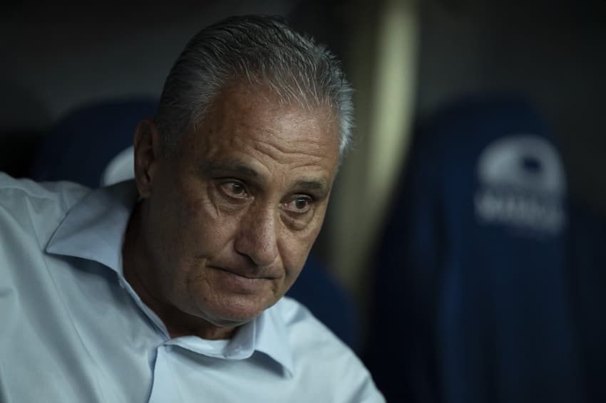 Tite não é mais o técnico do Flamengo (Foto: Jorge Rodrigues/AGIF)