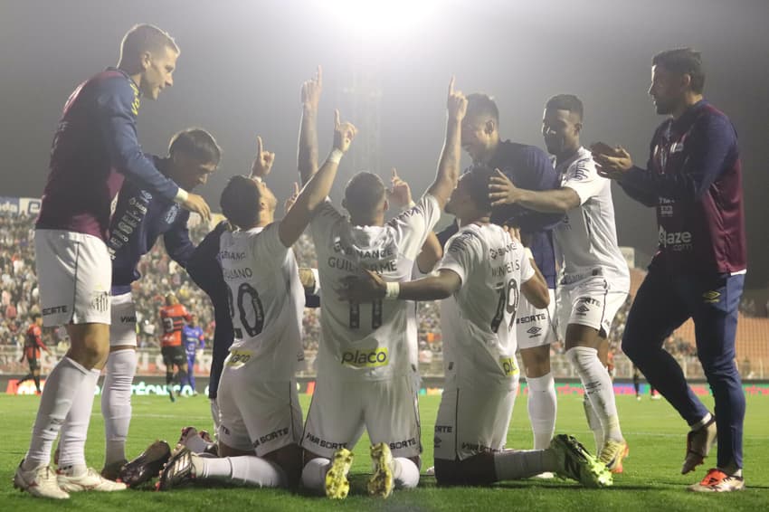 Santos vence o Ituano pela Série B