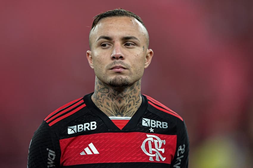 Éverton Cebolinha, jogador do Flamengo, se envolveu em escândalo de traição