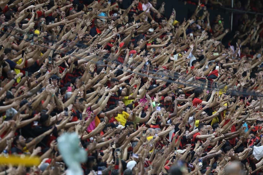 Torcida do Sport durante o jogo contra o Ceará, na Ilha do Retiro