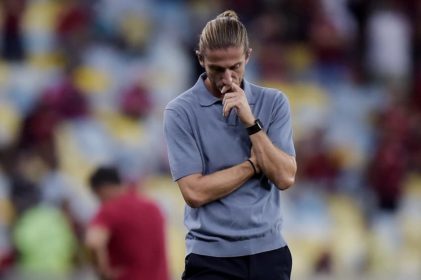 Filipe Luís, técnico do Flamengo, lamenta derrota para o Fluminense (Foto: Alexandre Loureiro/AGIF)