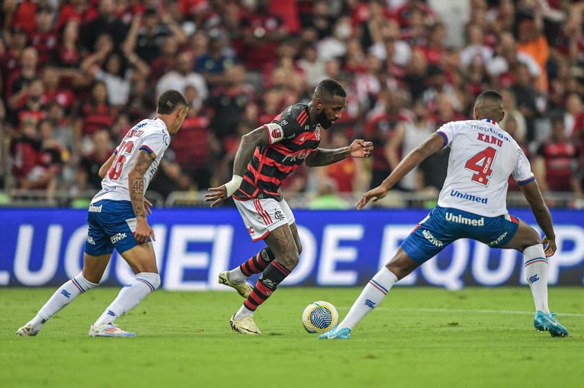 Pela 29ª rodada do Brasileirão, Flamengo e Bahia duelam em jogo hoje (Foto: Thiago Ribeiro/AGIF)