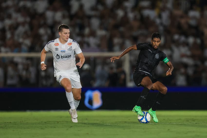 O Peixe volta a encarar o Mirassol pela Série B após empate no primeiro turno; confira as informações do jogo de hoje do Santos (Foto: Pedro Zacchi/AGIF)