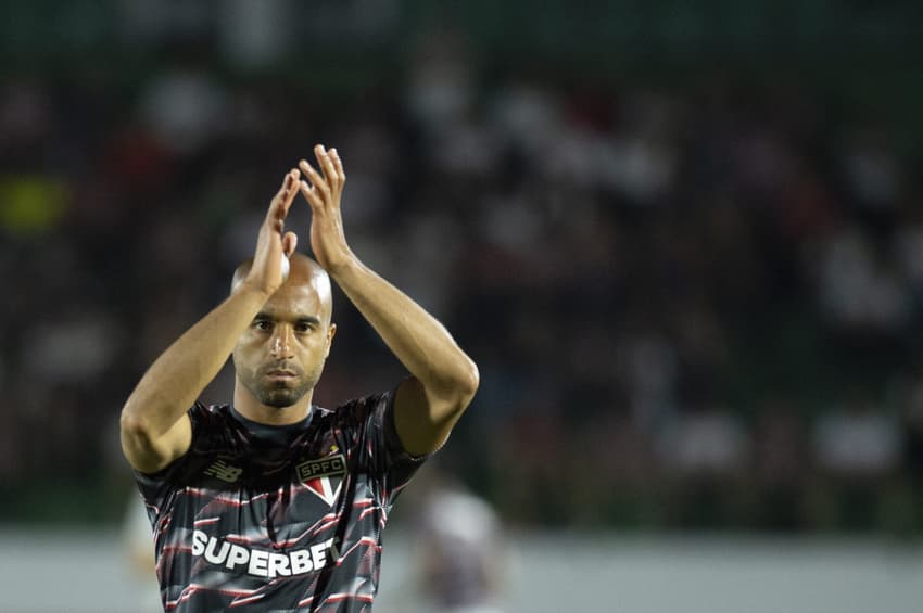 Lucas Moura, do São Paulo, em jogo contra o Vasco em Campinas