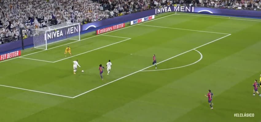 Chance de Mbappé e Vini Jr. em Real Madrid e Barcelona (Foto: Reprodução/ESPN)