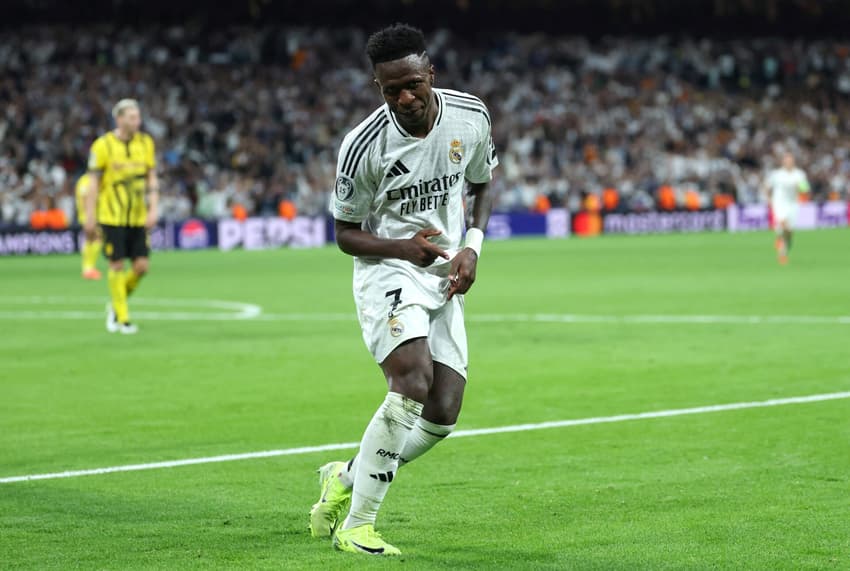 Vini Jr. comemora gol pelo Real Madrid na Champions League (Foto: Thomas Coex/AFP)