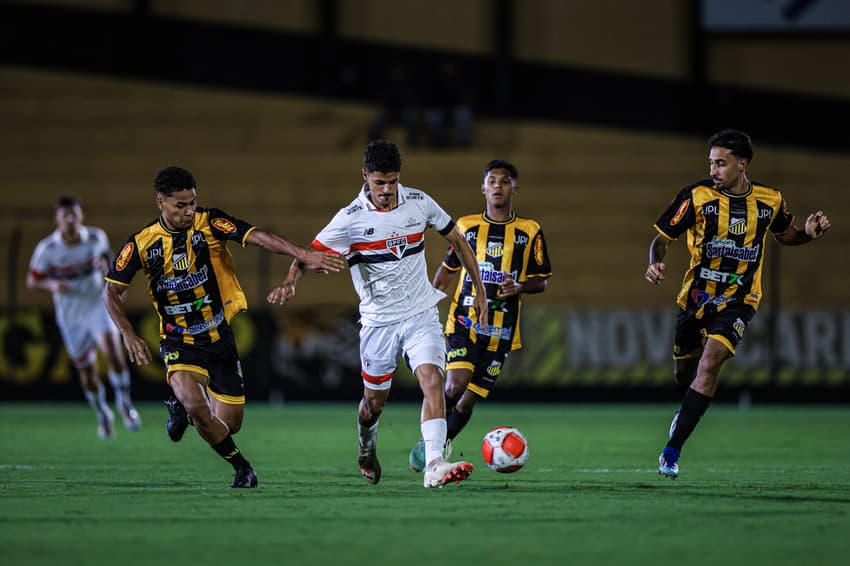 O São Paulo decide vaga para a final contra o Bahia na Copa do Brasil Sub-20, após perder a decisão do Paulista; confira os destaques dos jogos de hoje (Foto: Pedro Zacchi / São Paulo FC)