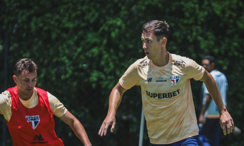 Patryck Lanza em treino do São Paulo