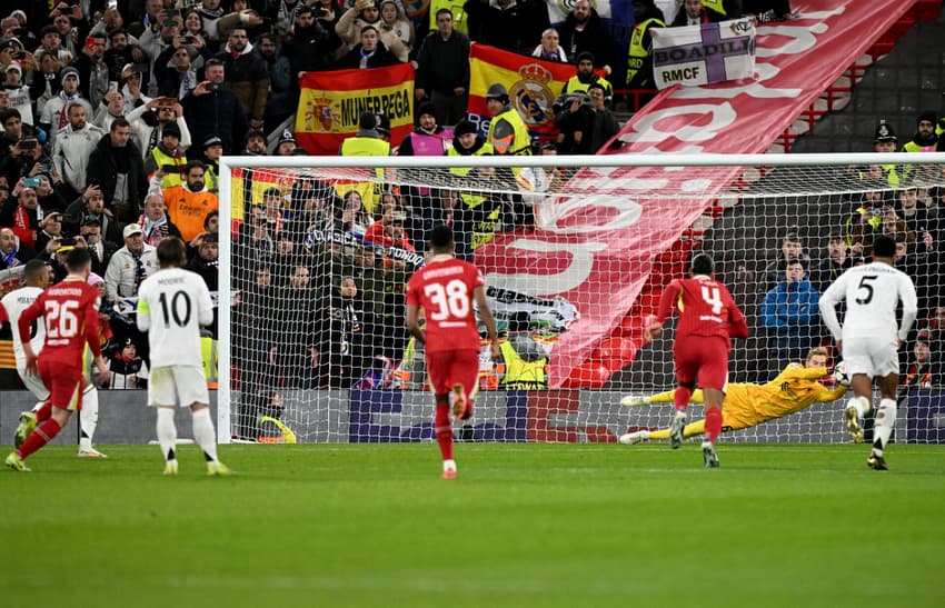 FBL-EUR-C1-LIVERPOOL-REAL MADRID