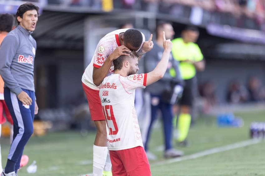 Sasha marcou o gol do RB Bragantino contra o São Paulo