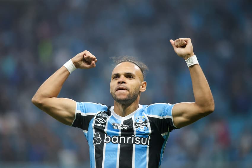 Braithwaite, do Grêmio, comemora seu gol contra Juventude, na Arena do Grêmio pelo Campeonato Brasileiro 2024