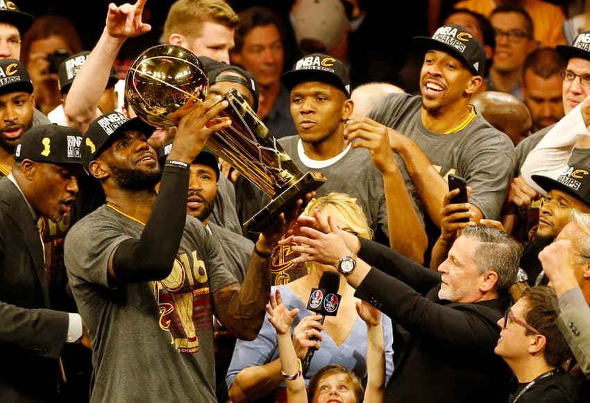 Cleveland Cavaliers x Golden State Warriors - Finais da NBA 2016 - LeBron James