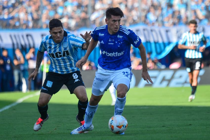 FBL-SUDAMERICANA-RACING-CRUZEIRO