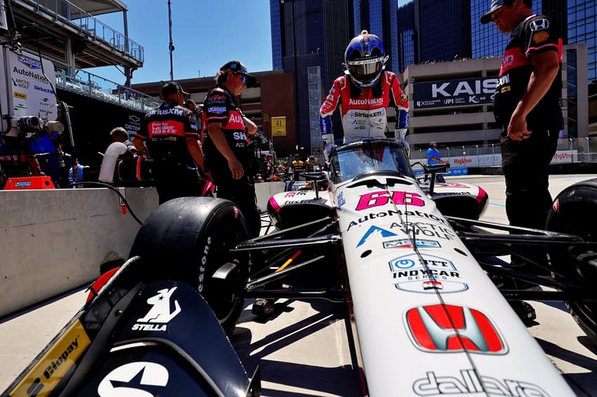 Helio Castroneves &#8211; Chevrolet Detroit Grand Prix &#8211; By_ Paul Hurley_Large Image Without   IndyCar Watermark_m107850