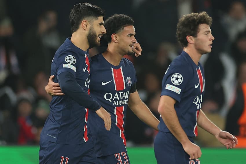 Jogadores do PSG comemoram gol diante do Atético de Madrid pela Champions League