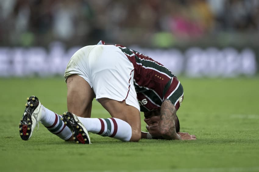 Renato Augusto lamenta chance desperdiçada no jogo entre Fluminense e Criciúma