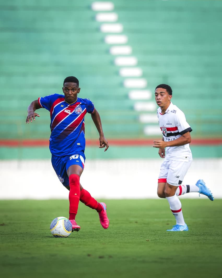 Bahia e São Paulo fizeram a semifinal da Copa do Brasil sub-20 em Feira de Santana, interior da Bahia.