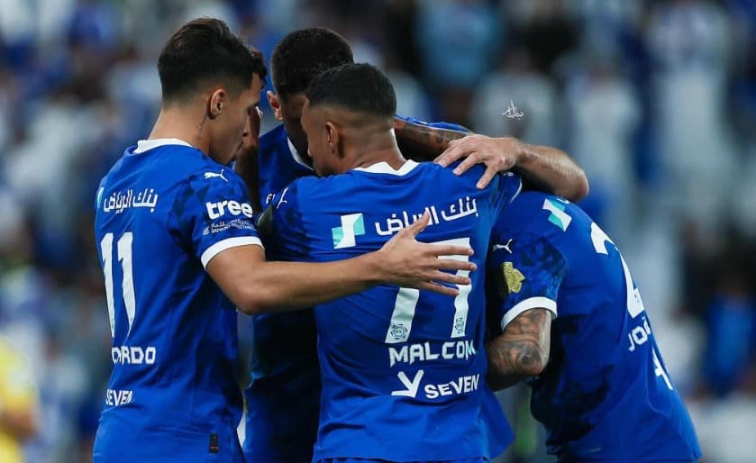 Time do Al-Hilal comemora gol de Malcom pelo Campeonato Saudita (Foto: Reprodução/Instagram)