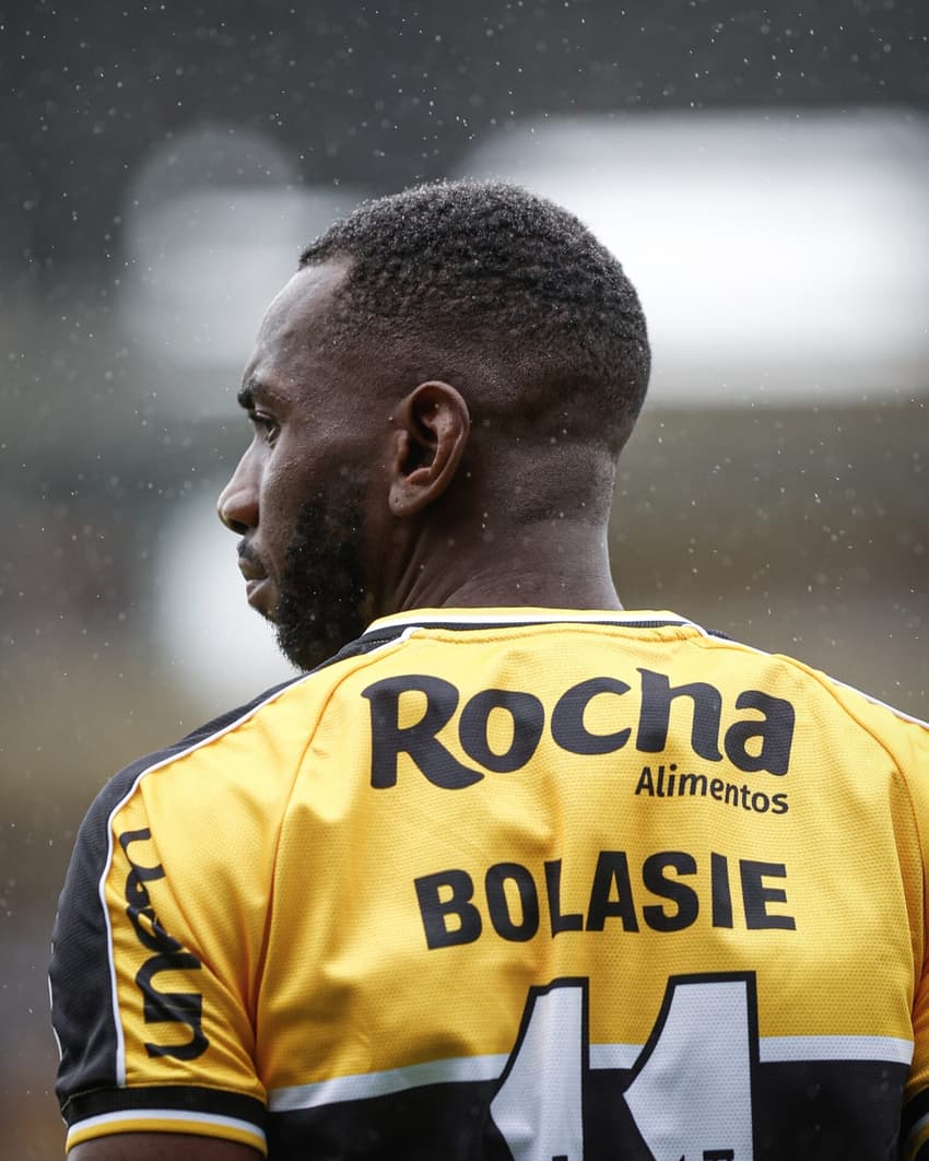 Bolasie, jogador do Criciúma