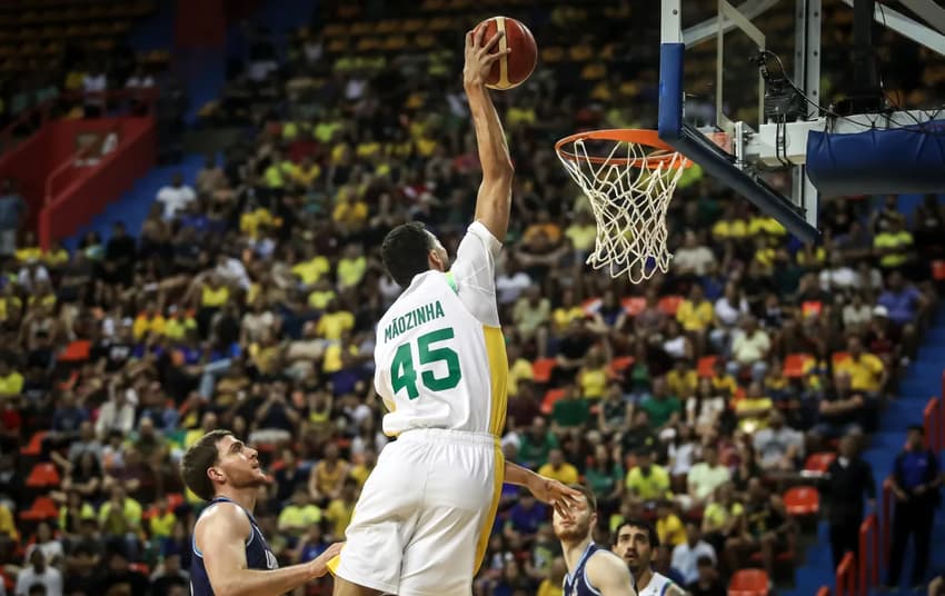 brasil-uruguai-basquete-mãozinha Seleção Brasileira Basquete