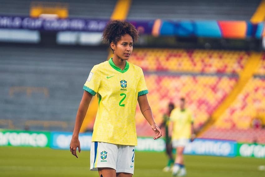 Gi Fernandes, do Corinthians, foi flagrada em exame antidoping enquanto defendia a Seleção Brasileira na Copa do Mundo feminina Sub-20 (Foto: Reprodução / Instagram)