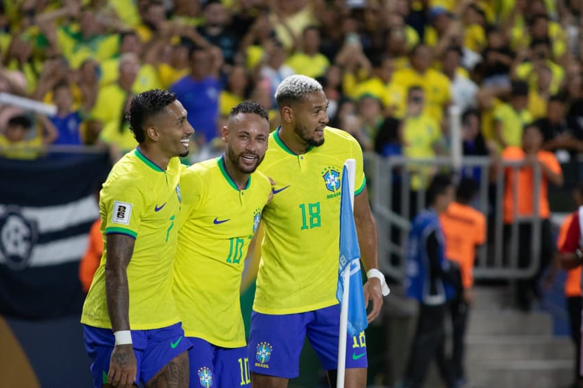 Joelinton, Neymar e Raphinha