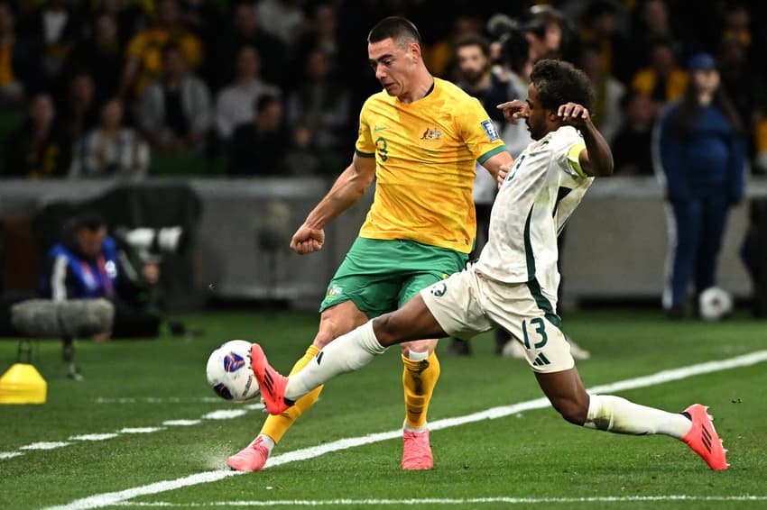 Os australianos empataram seu último confronto pelas Eliminatórias contra a Arábia Saudita; confira as estatísticas do jogo entre Austrália e Bahrein (Foto: WILLIAM WEST / AFP) 