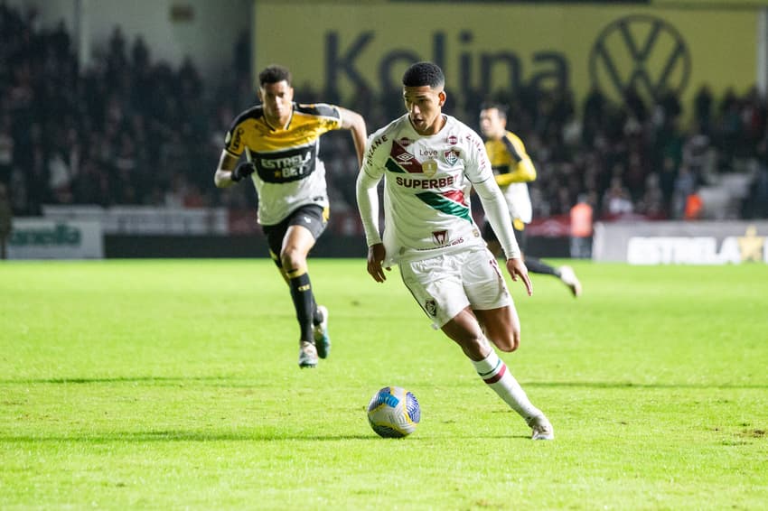 O Fluminense recebe o Criciúma pelo Brasileirão (Foto: Thiago Vasconcelos Dos Santos/AGIF)