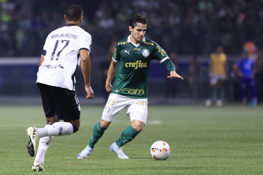 Palmeiras e Botafogo fazem final antecipada pelo título do Brasileirão (Foto: Marcello Zambrana/AGIF)