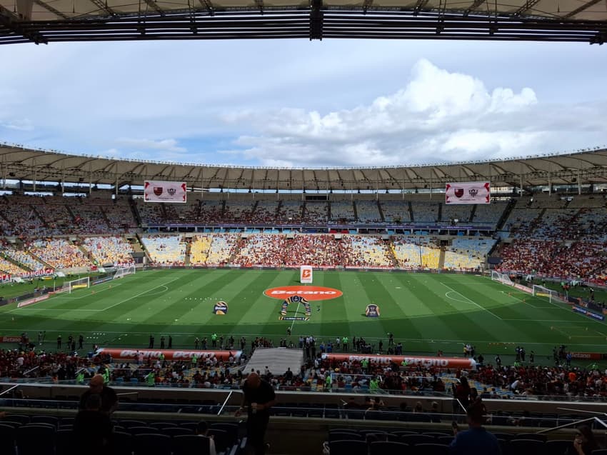 Maracanã começa a receber público para a final entre Flamengo e Atlético-MG. Foto: Marcio Dolzan / Lance!