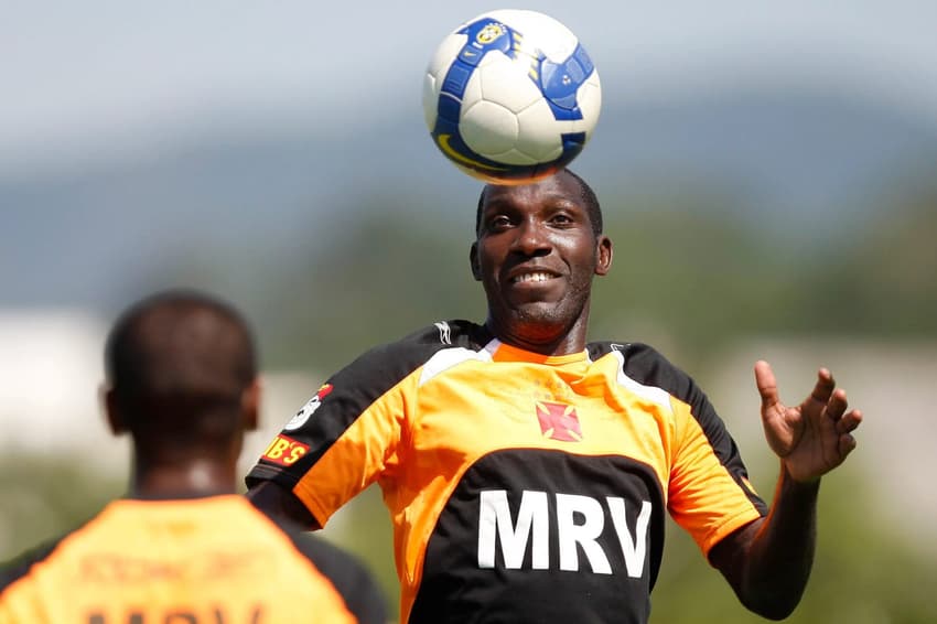 Por onde anda Odvan, ex-zagueiro do Vasco?