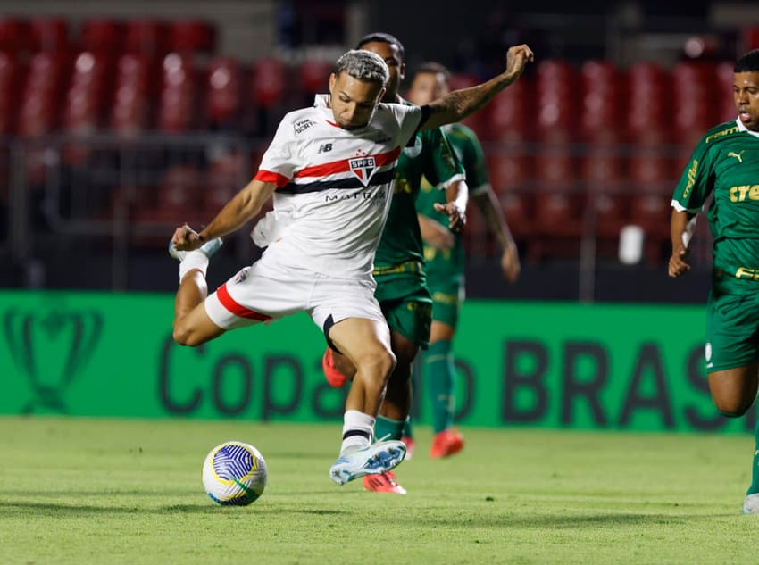 O meia Matheus Alves é um dos grandes destaques do sub-20 do São Paulo