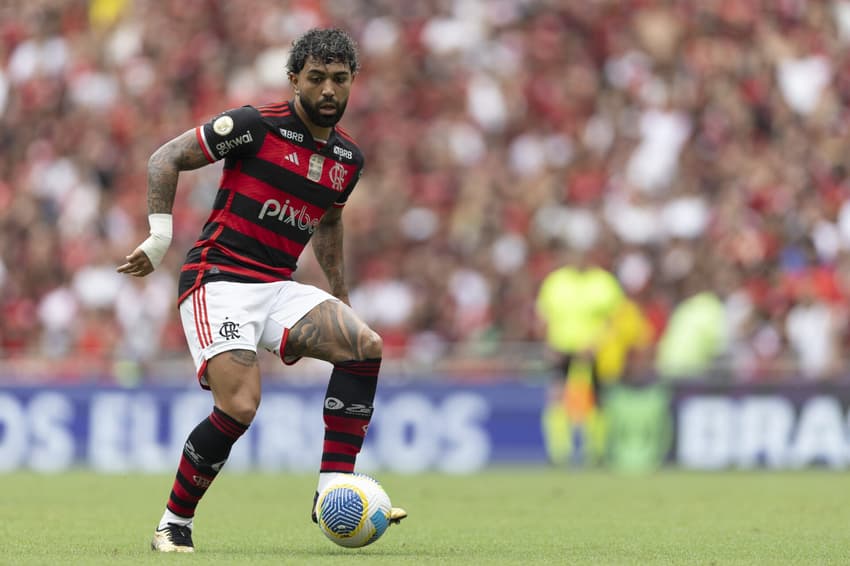 Gabigol em seu último jogo com a camisa do Flamengo contra o Vitória, no Maracanã