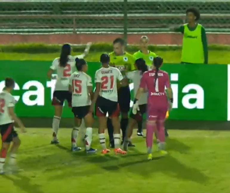 Gremio x River Plate, pelo Brasil Ladies Cup (reprodução TV)