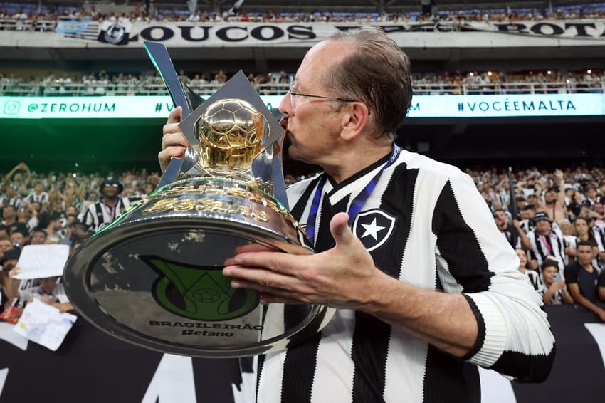 John Textor comemorando o título do Brasileirão 2024