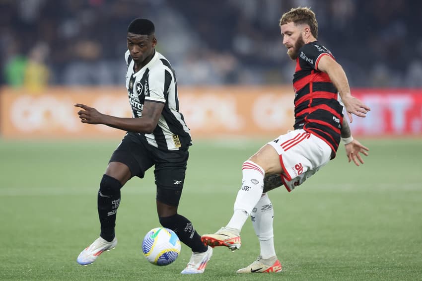 Luiz Henrique em Botafogo x Flamengo pelo Brasileirão 2024