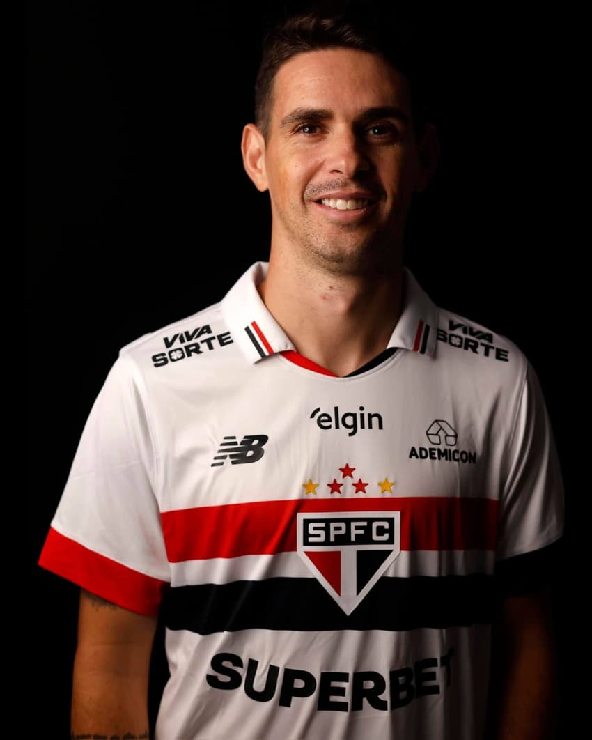 Oscar é anunciado pelo São Paulo