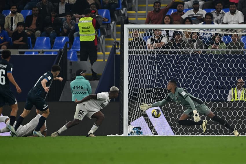 Oussama Idrissi abriu o placar do Pachuca contra o Botafogo na Copa Intercontinental   (Foto: Mahmud HAMS / AFP)