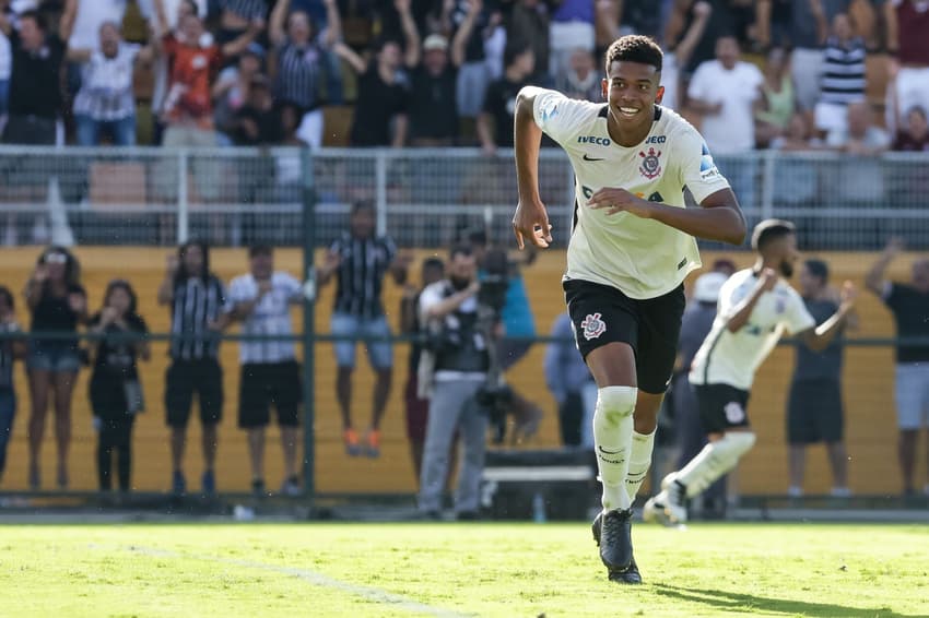 COPA SAO PAULO FUTEBOL JUNIOR 2017 CORINTHIANS X BATATAIS